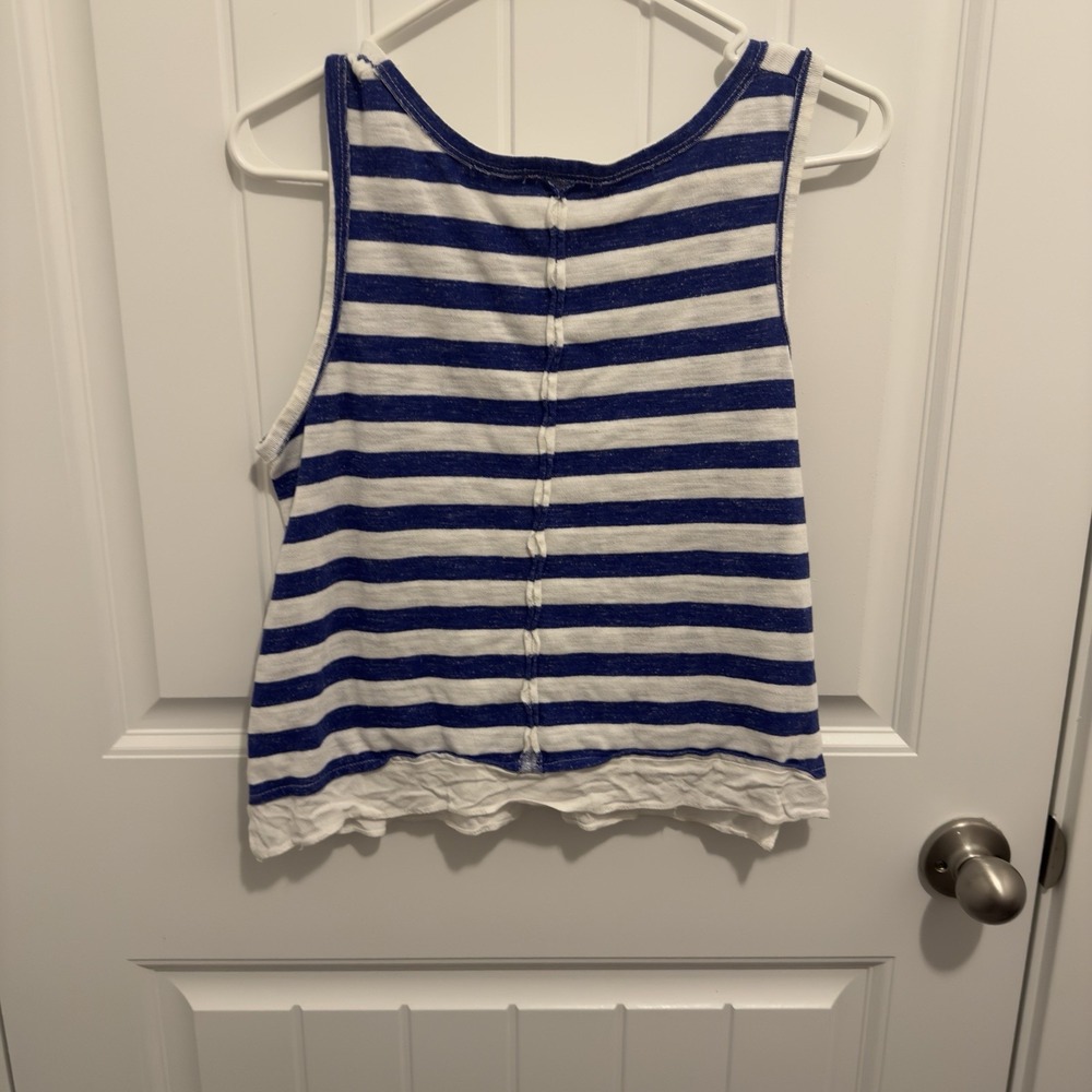 Hazel Women's White Blue Stripe Tank Size Medium - Picture 2 of 6